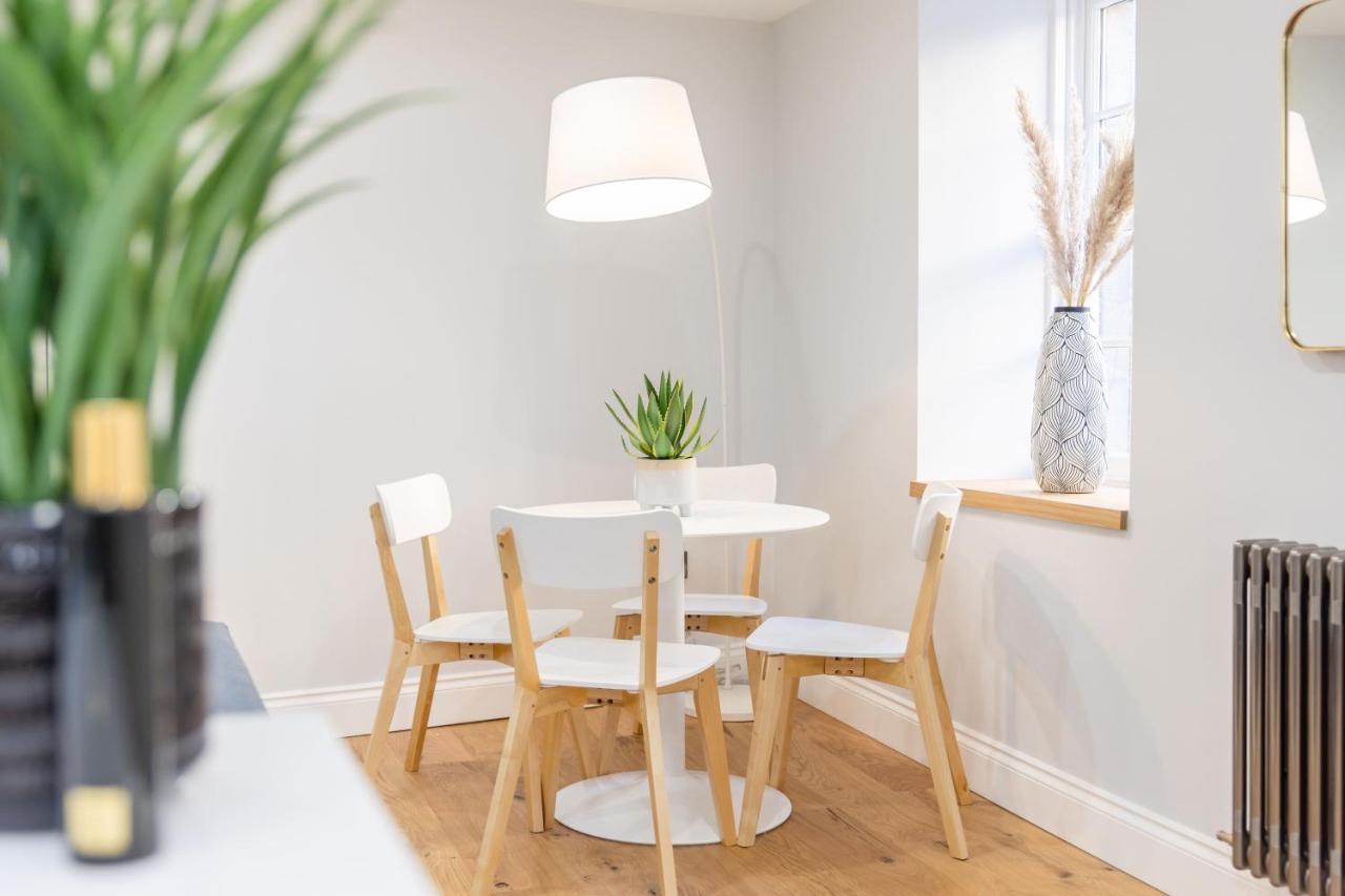 Dragon - Yukina - 2 Bed Centre House With Garden Holiday home