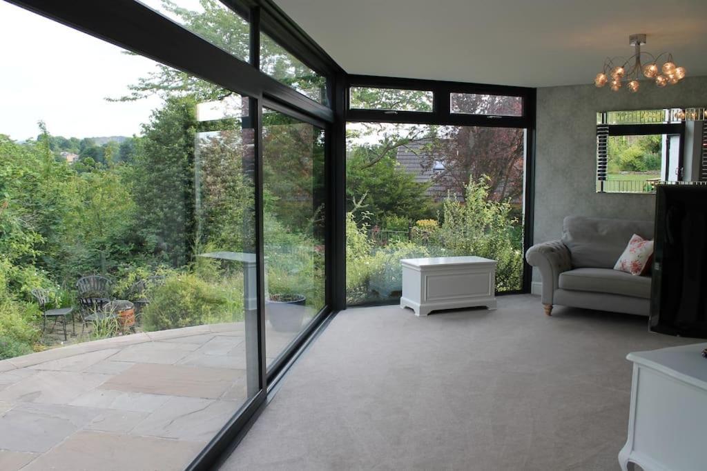 Gorgeous Family 15 Mins From City Centre Villa *