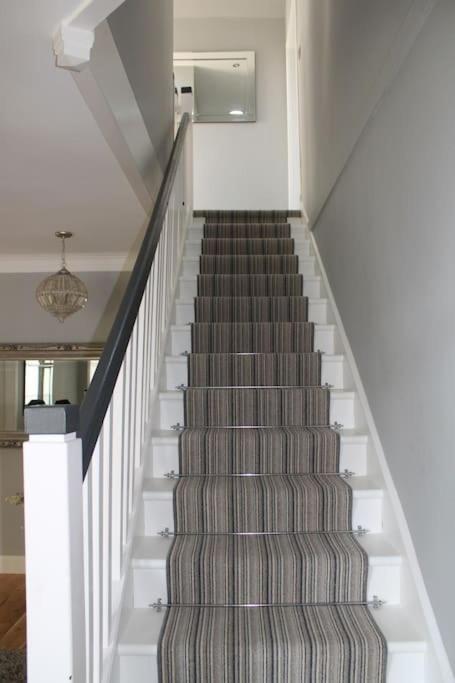 Villa Gorgeous Family 15 Mins From City Centre