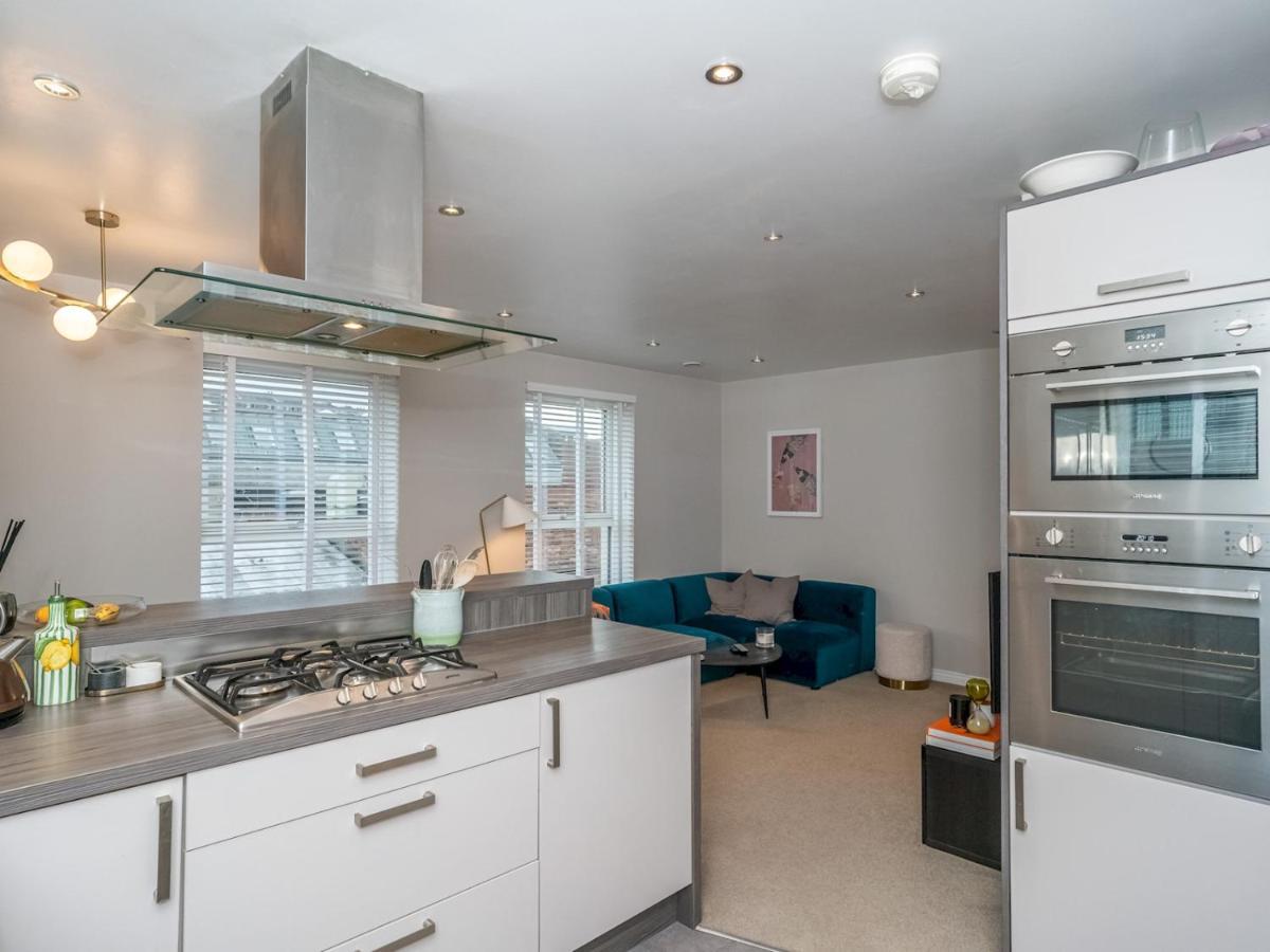 Cosy Modern Flat Pass The Keys * EDI