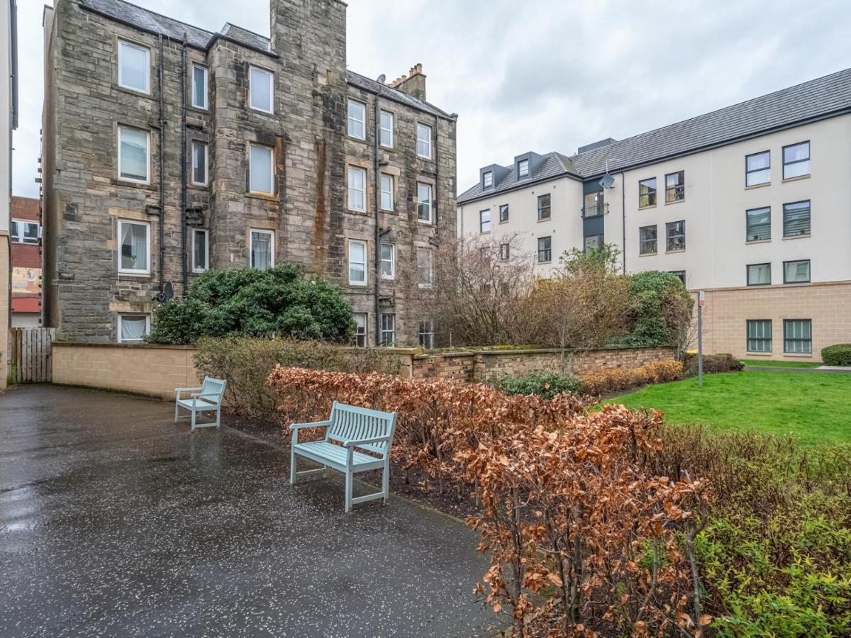 Cosy Modern Flat Pass The Keys * EDI