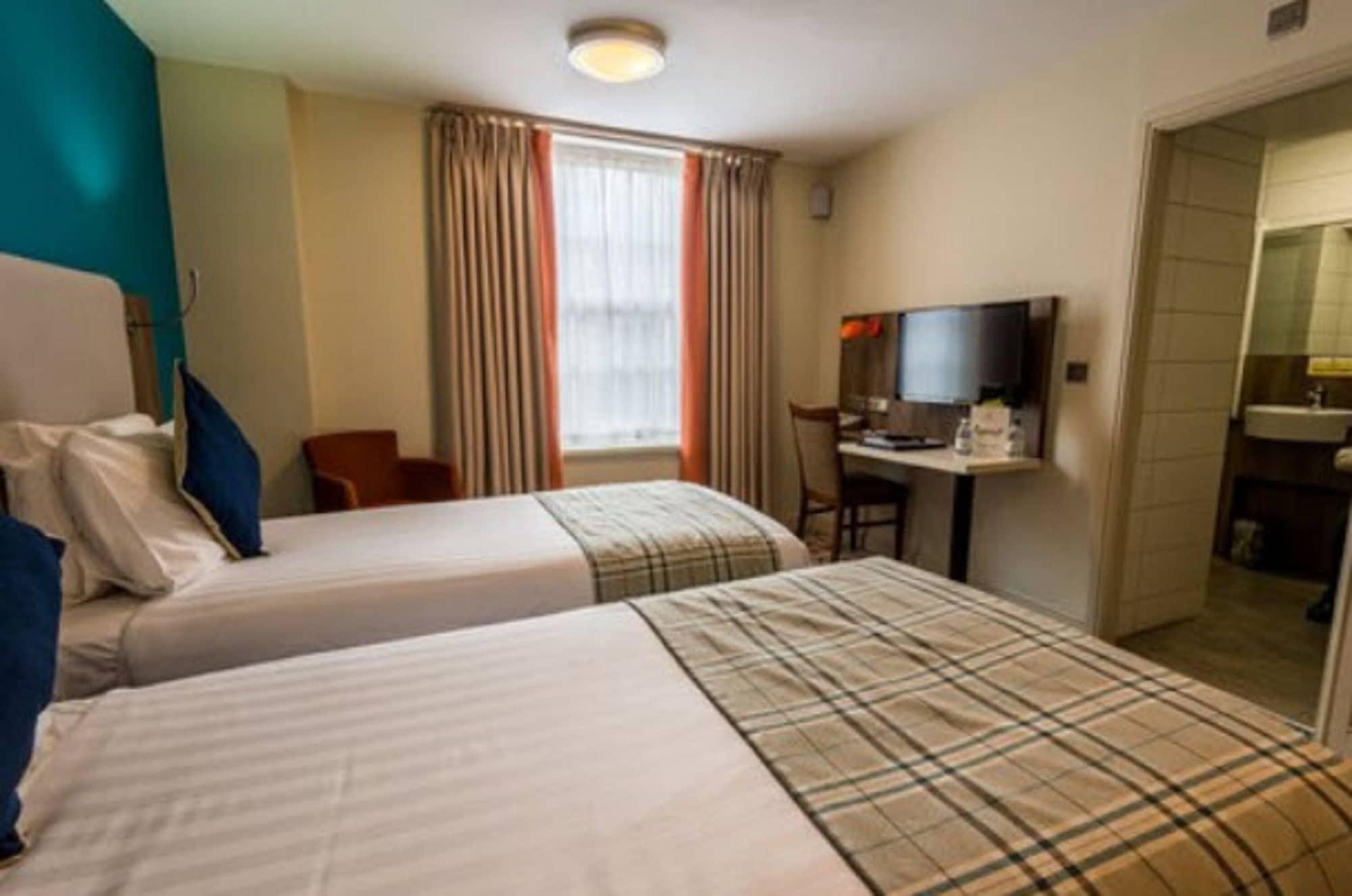 Cairn Hotel&apartments 3*