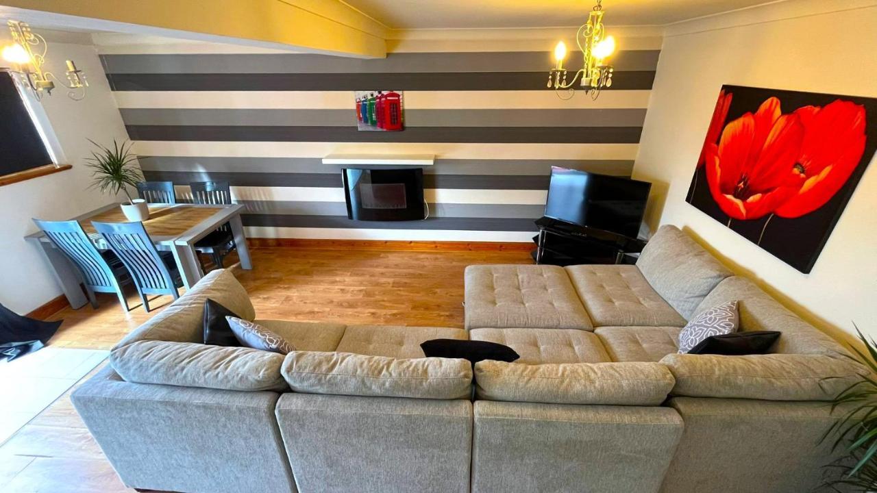 Chalet Elegant 2 Bedroom