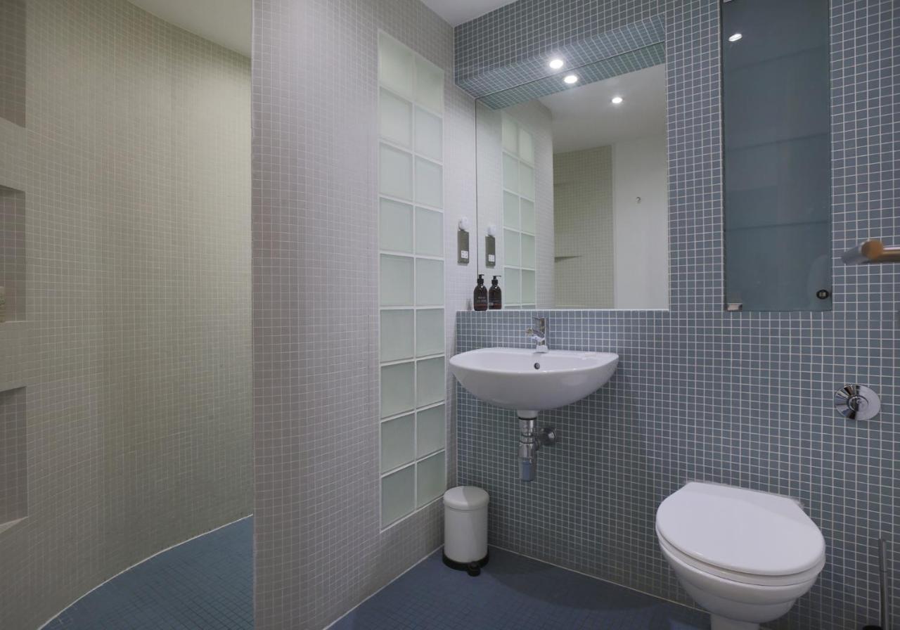 The East London Apartment *