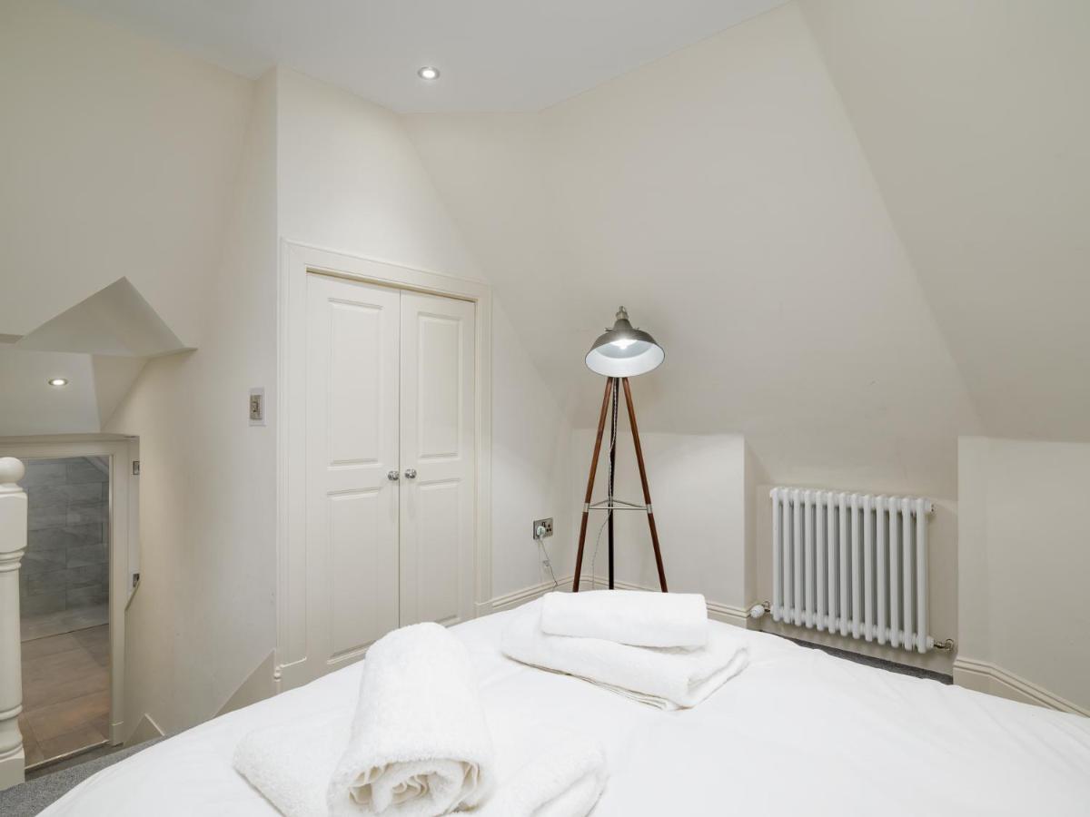 Apartment Pass The Keys Historic Ramsay Garden With Balcony Views *