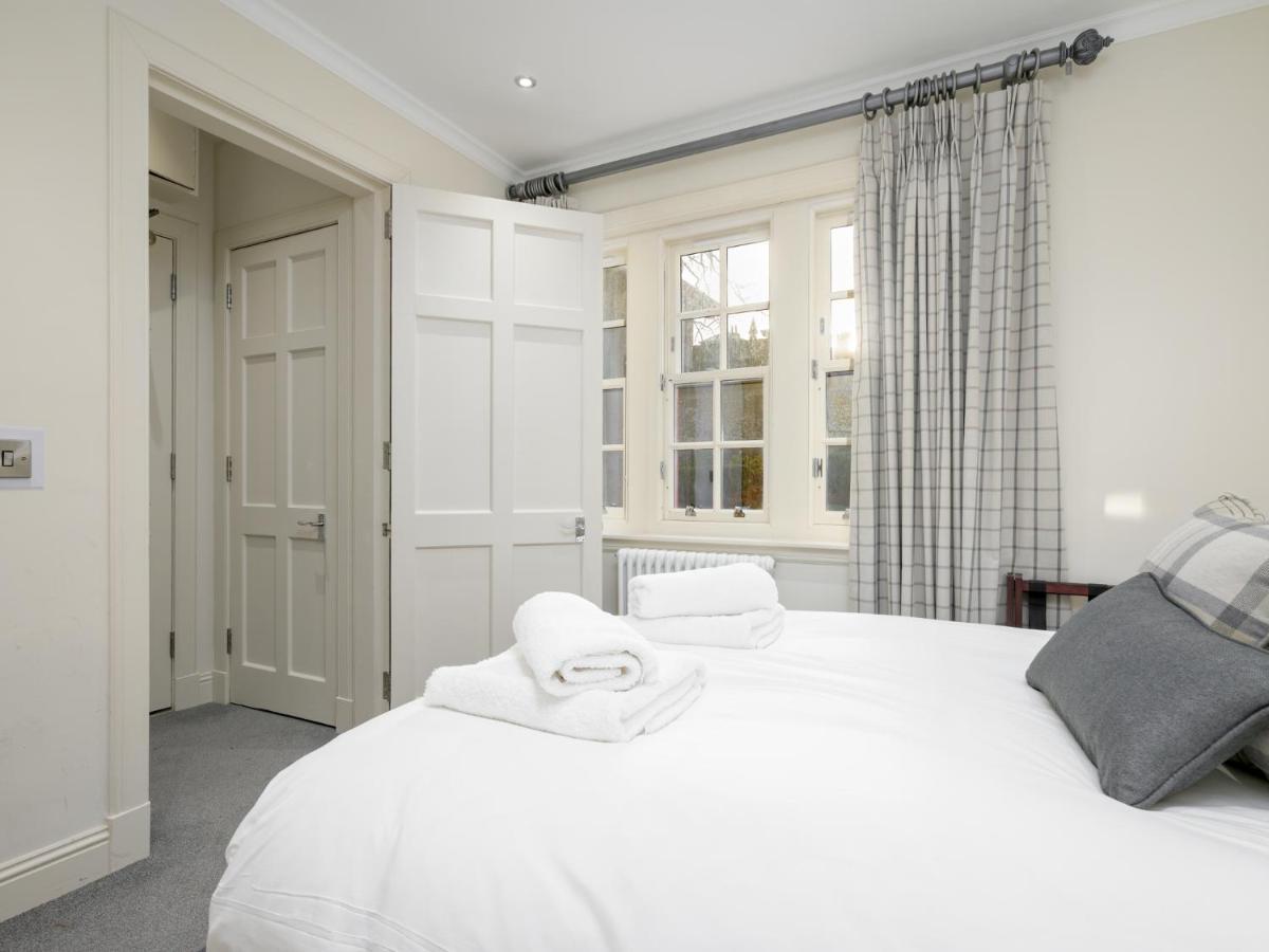 Pass The Keys Historic Ramsay Garden With Balcony Views *