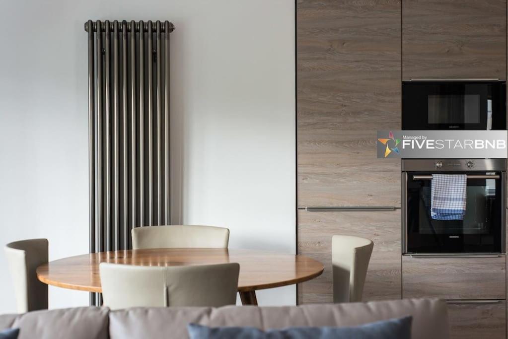 Apartment Cool Urban With Stunning Castle Views *