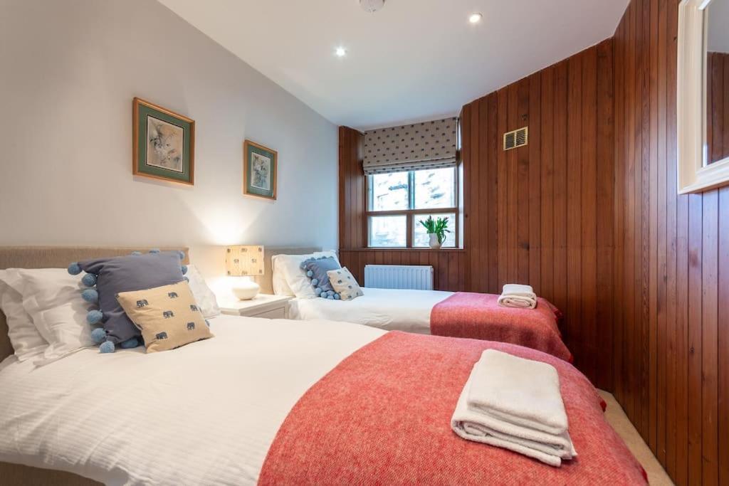 Vakantiehuis The Converted Stables - A Characterful Mews House *