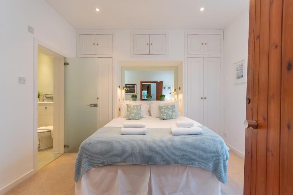 Vakantiehuis The Converted Stables - A Characterful Mews House EDI