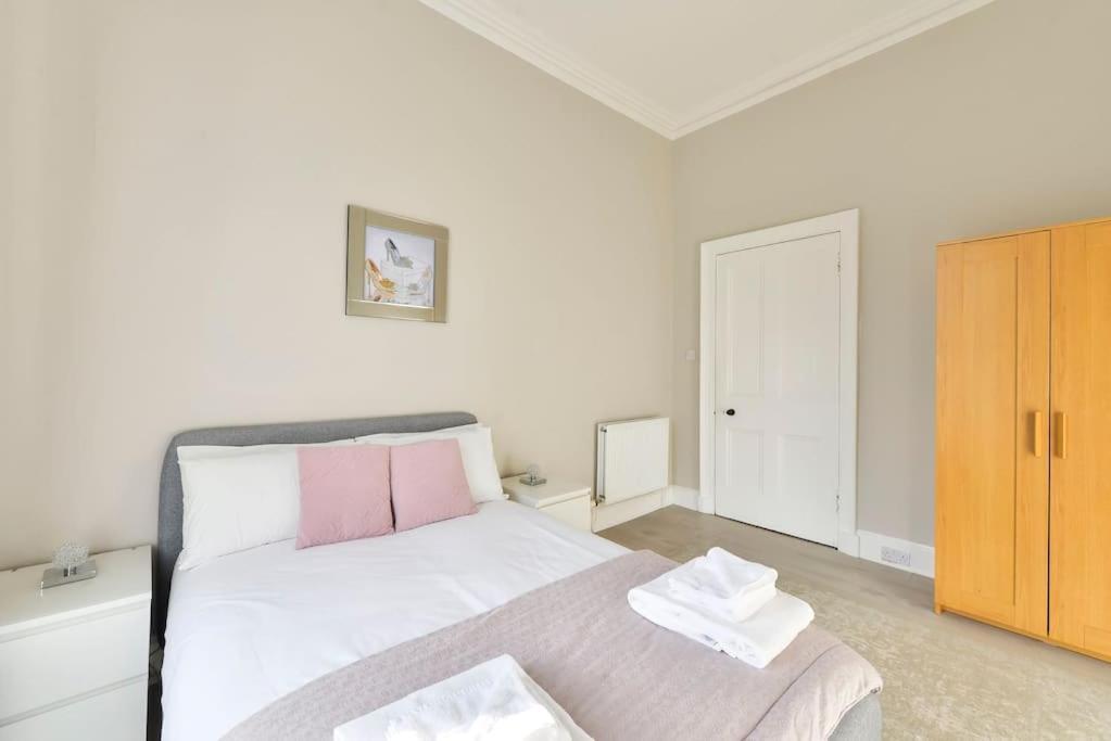 Appartement George Iv Bridge - Superbly Located 3 Bedroom! *