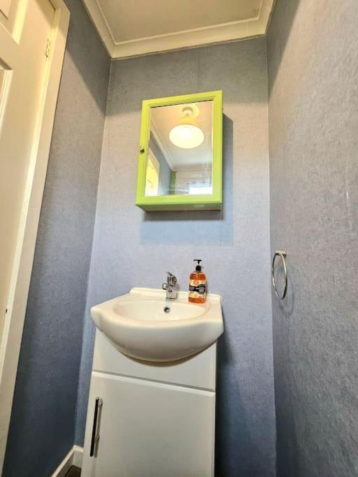 Appartement 4 Bed House With 6 Beds EDI