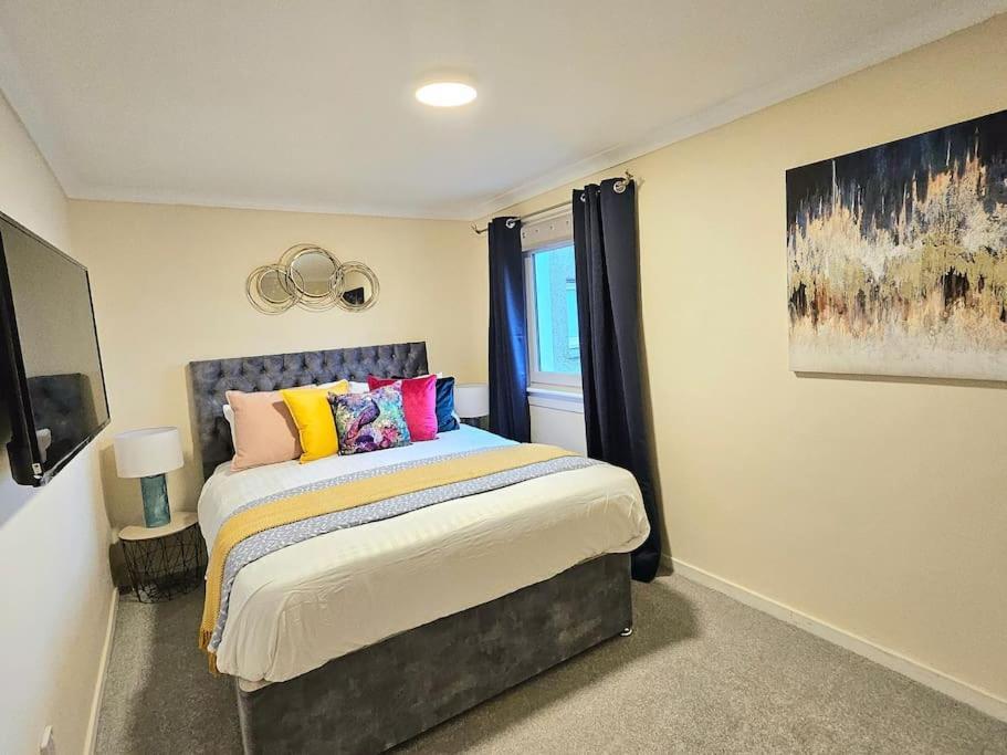 4 Bed House With 6 Beds Appartement *
