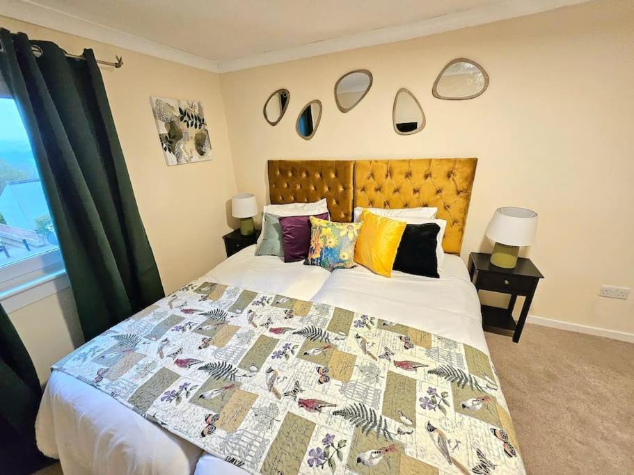 Appartement 4 Bed House With 6 Beds EDI