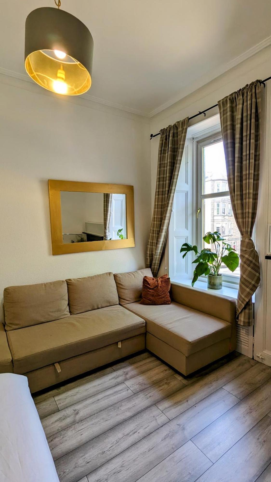 Appartement Huge In The City