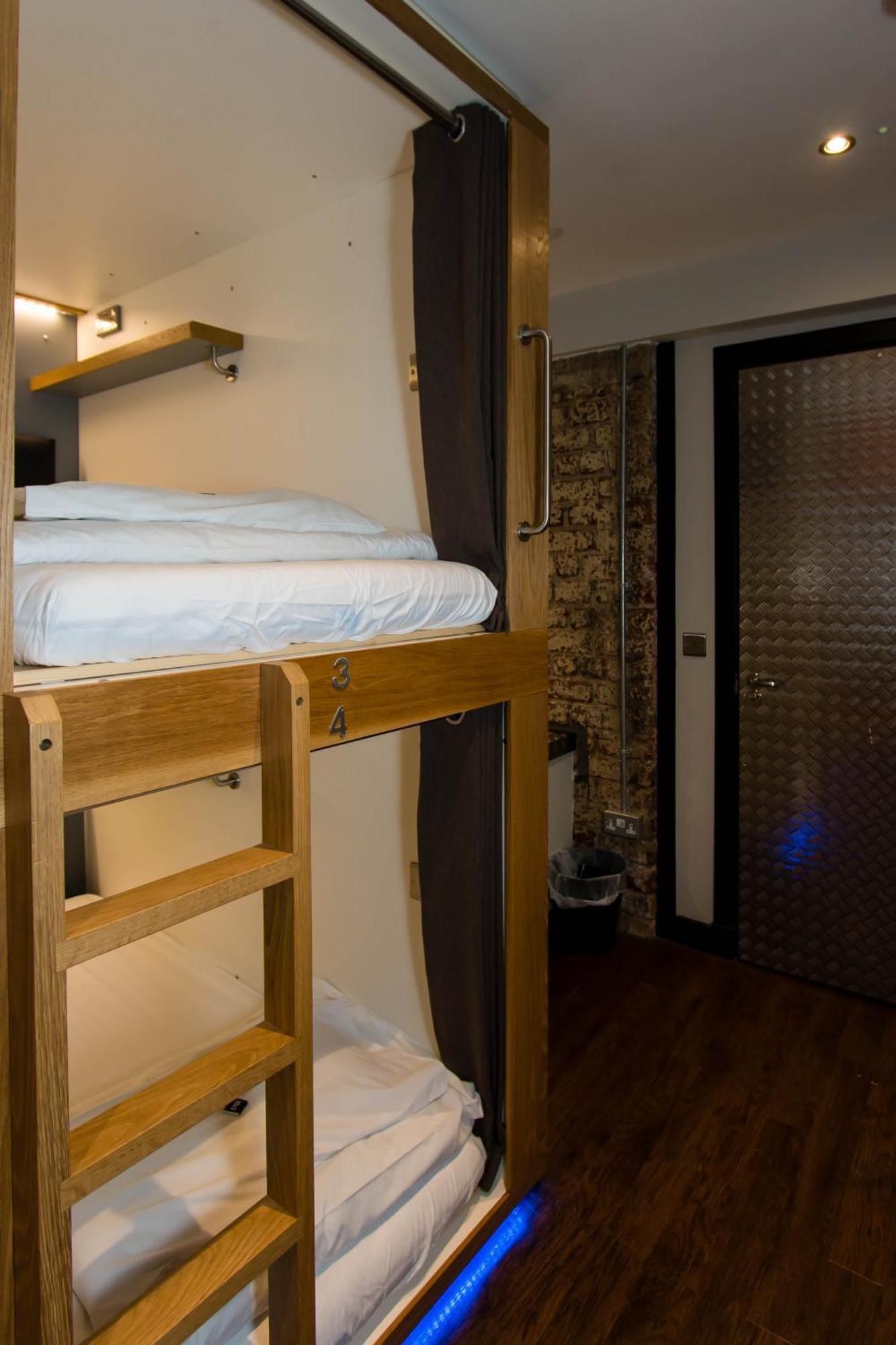 Code Pod - The Loft - Hostel Edinburgh