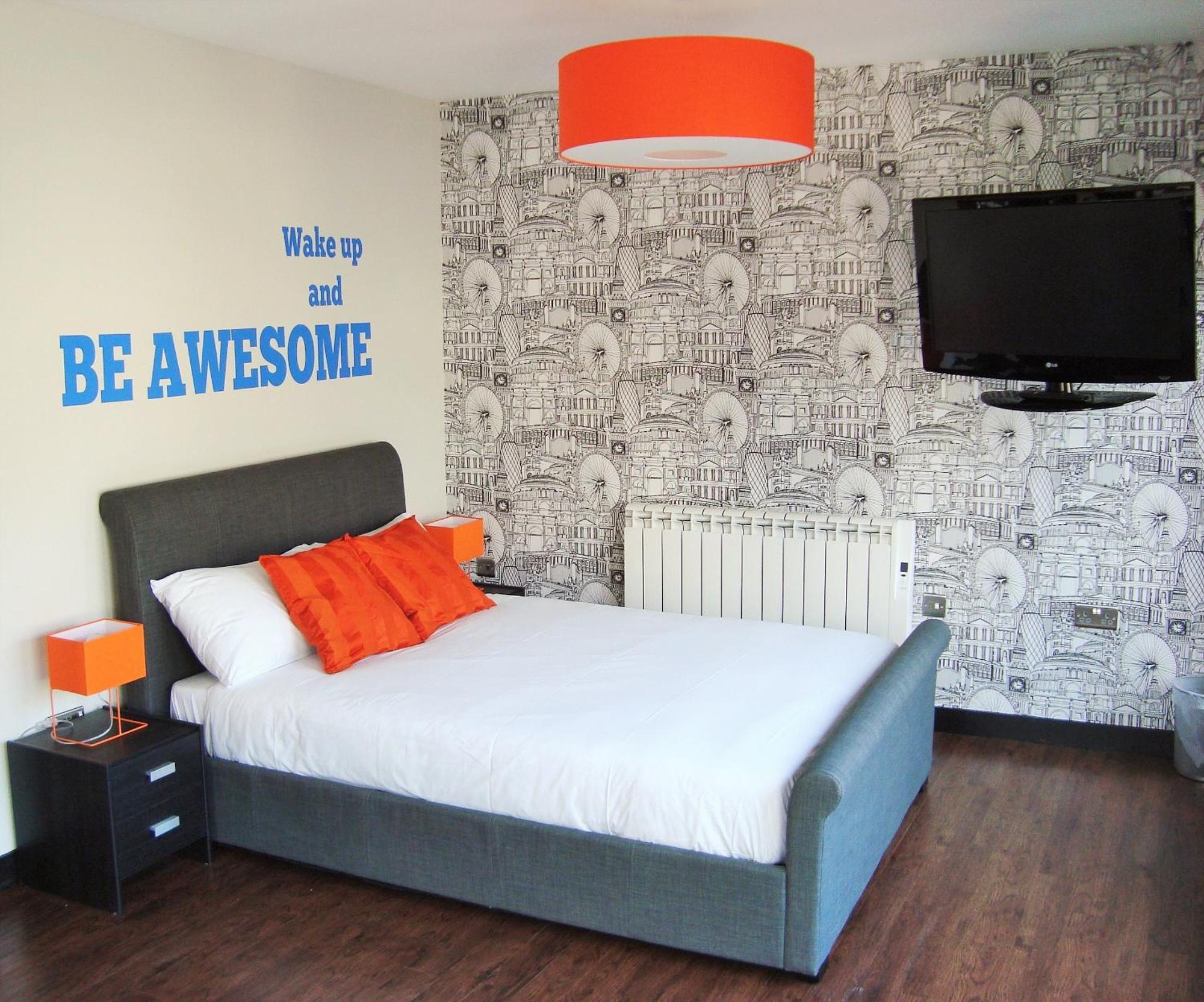 Hostel Code Pod - The Loft -