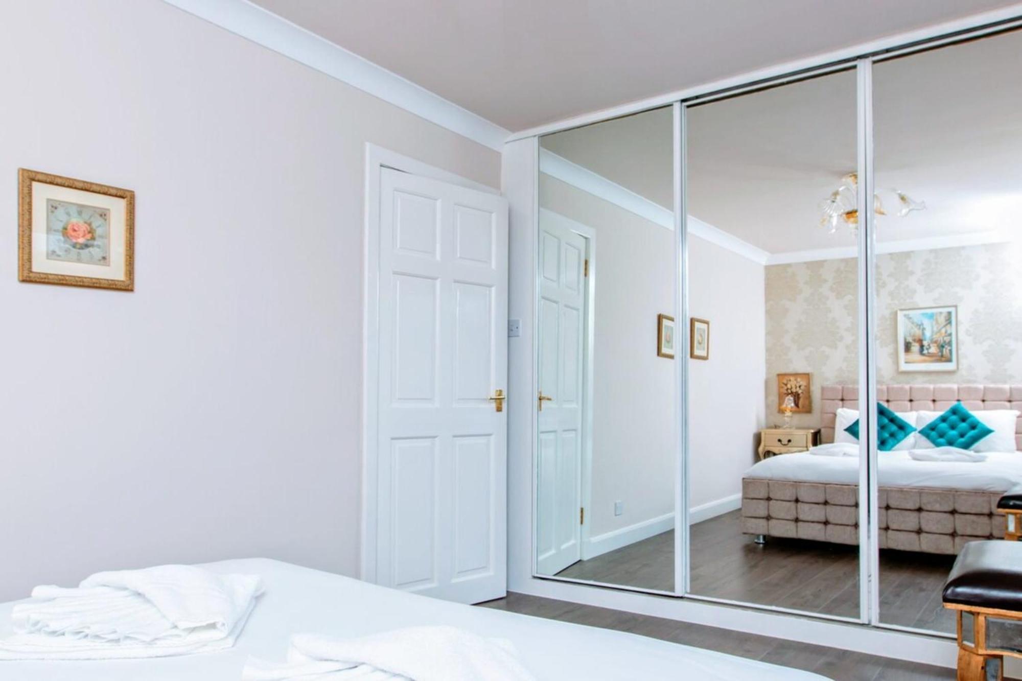 Boutique On Royal Mile - Sleeps 4 Apartment Edinburgh