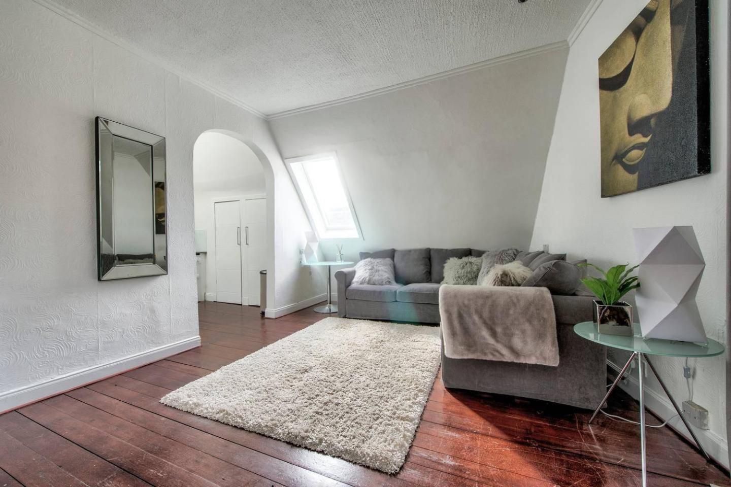 Guestready - Modern 2br On The Royal Mile! * EDI