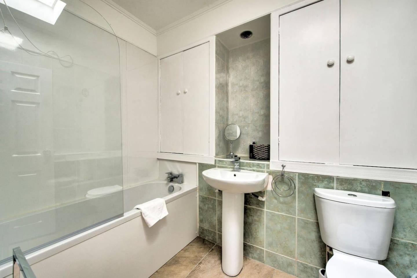 Guestready - Modern 2br On The Royal Mile!