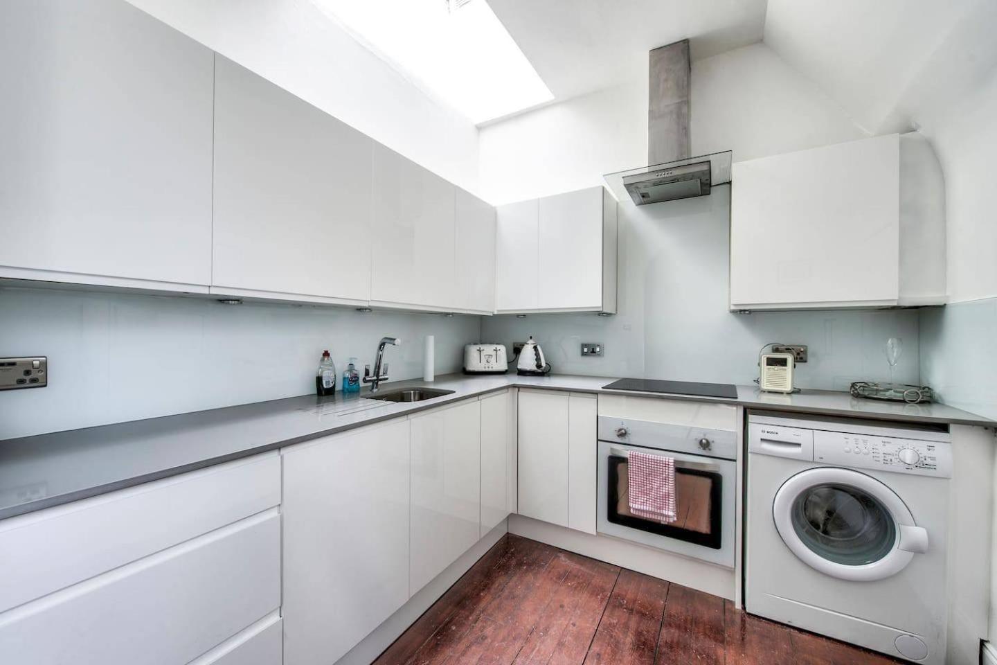 Guestready - Modern 2br On The Royal Mile! EDI