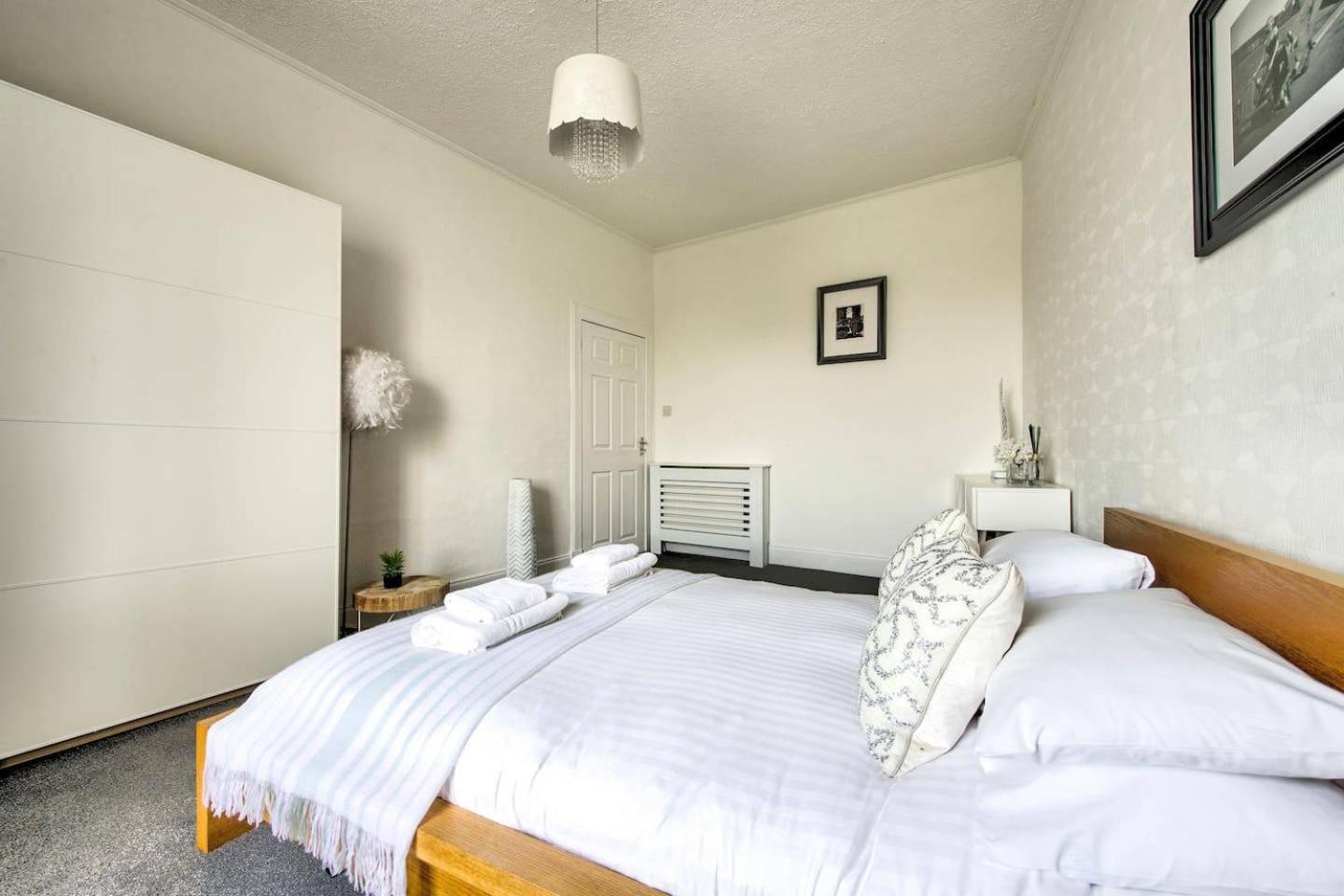 Guestready - Modern 2br On The Royal Mile! *