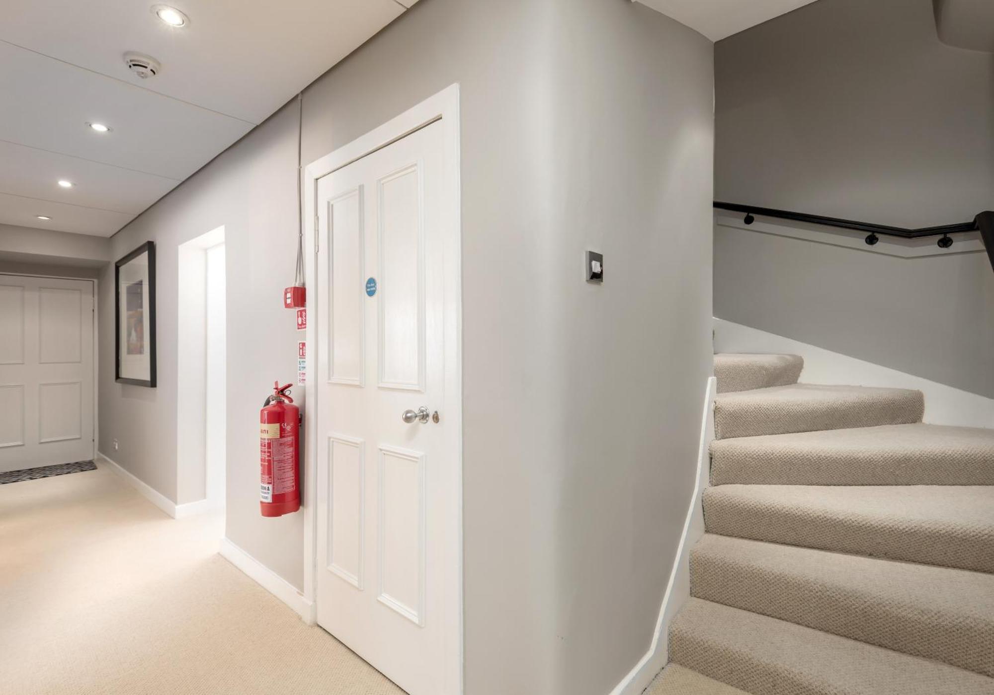 Apartment The Gait At Hill Square *