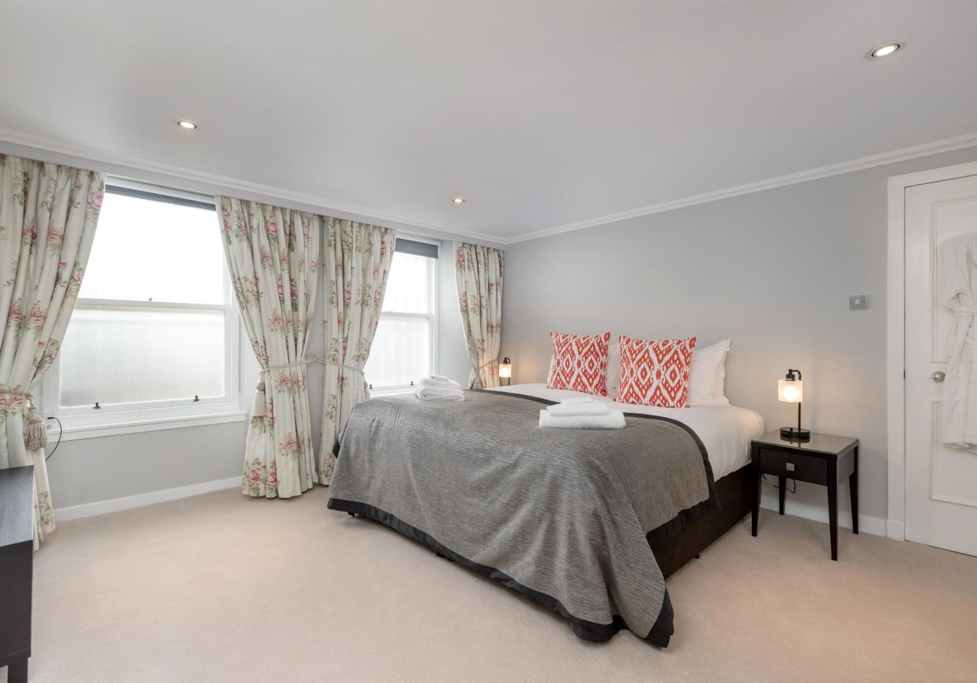 Apartment The Gait At Hill Square Edinburgh