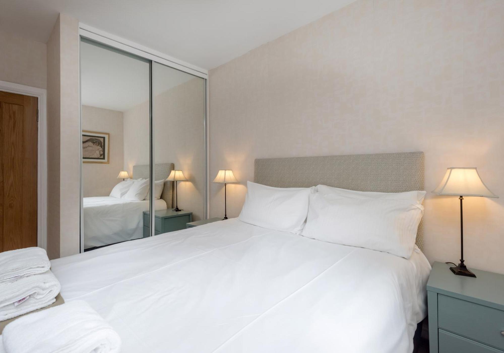 Causewayside @ The Address Apartment *