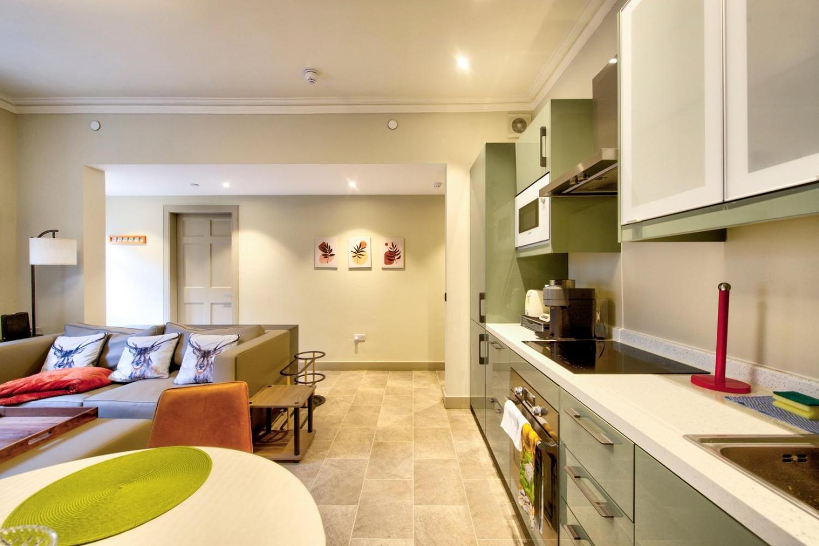 Guestready - Manor Place Basement Apartment *