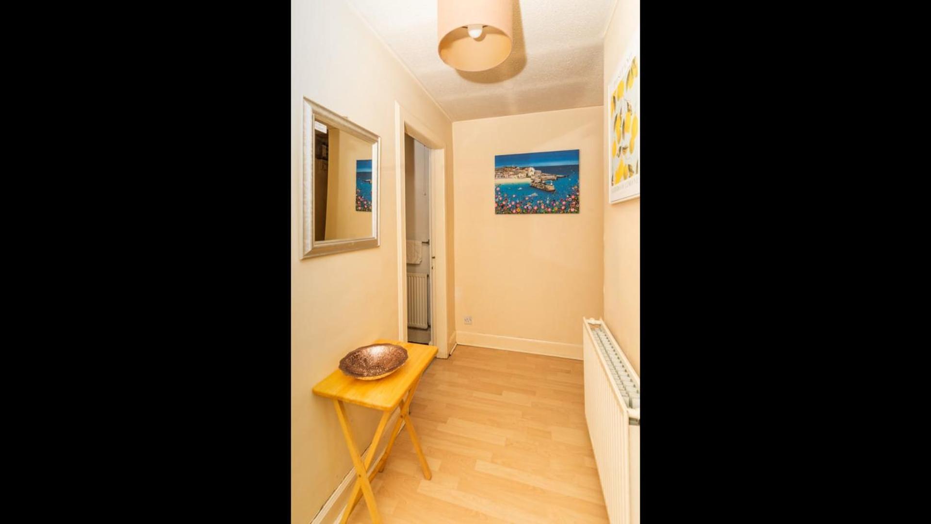 Apartment Charming 2bd Flat 10 Minutes To Castle