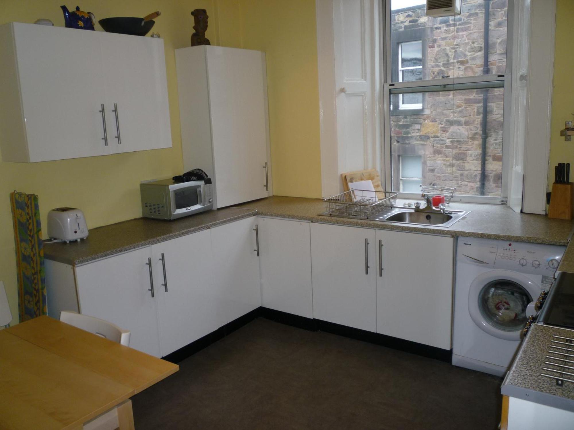 Spittal Street Residence, Spacious 2 Bedroom Close To Castle Edinburgh
