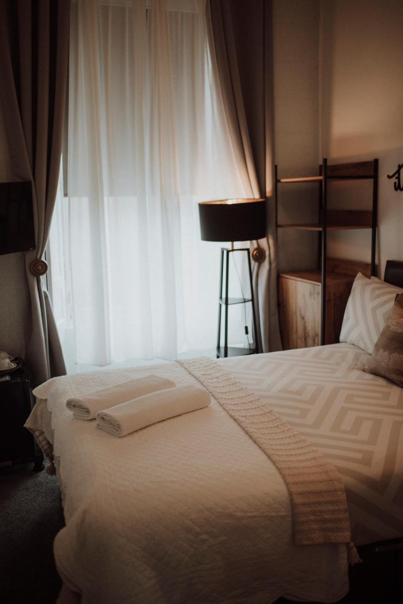 Bed & Breakfast 16 Pilrig