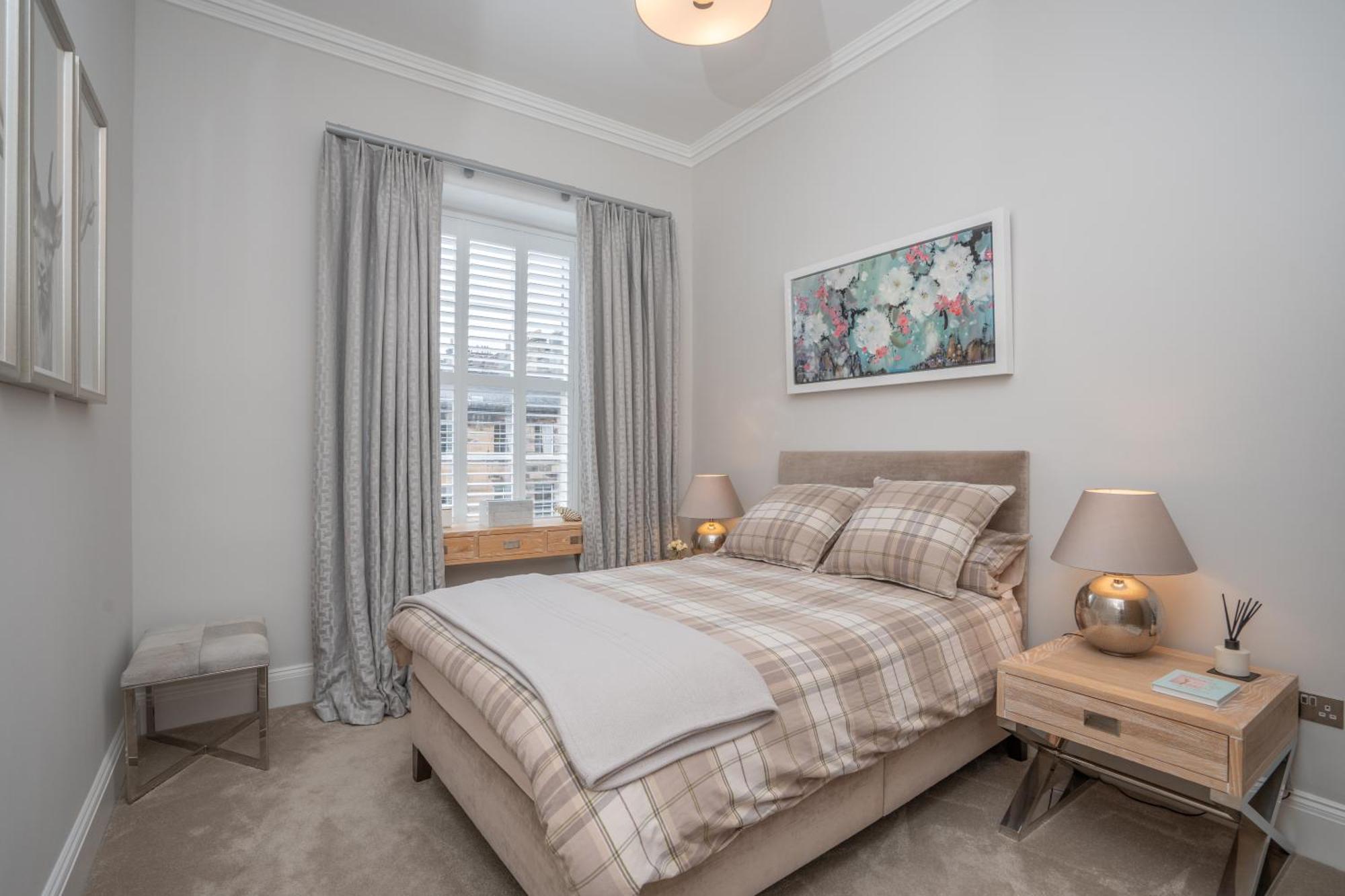 Georgian Gem In The New Town Apartment *