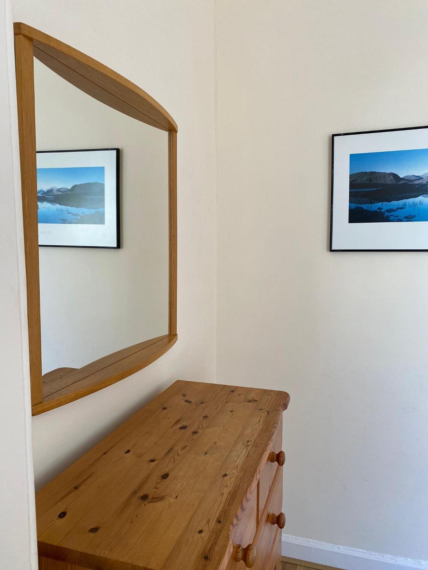 Cute 1 Bedroom Retreat In Beautiful Stockbridge Apartment *