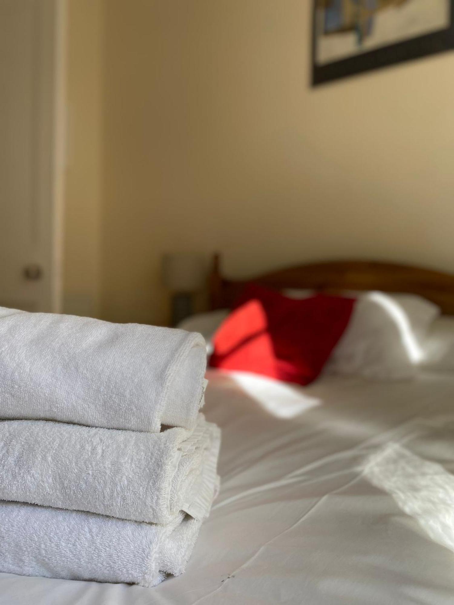 Cute 1 Bedroom Retreat In Beautiful Stockbridge Apartment EDI