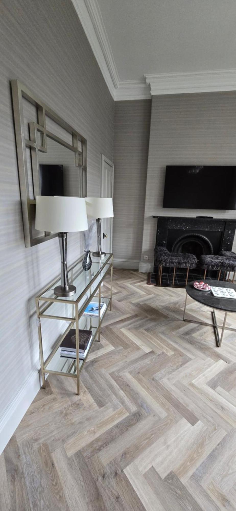 2 Bedroom Sofa Bed In Livingroom Castle View 1st Floor Sleeps 6 * Edinburgh