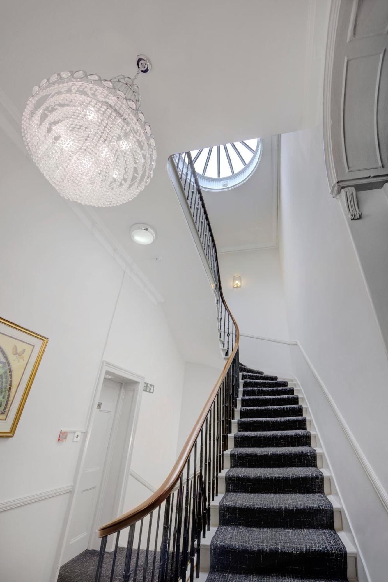 New Town Hotel 4*