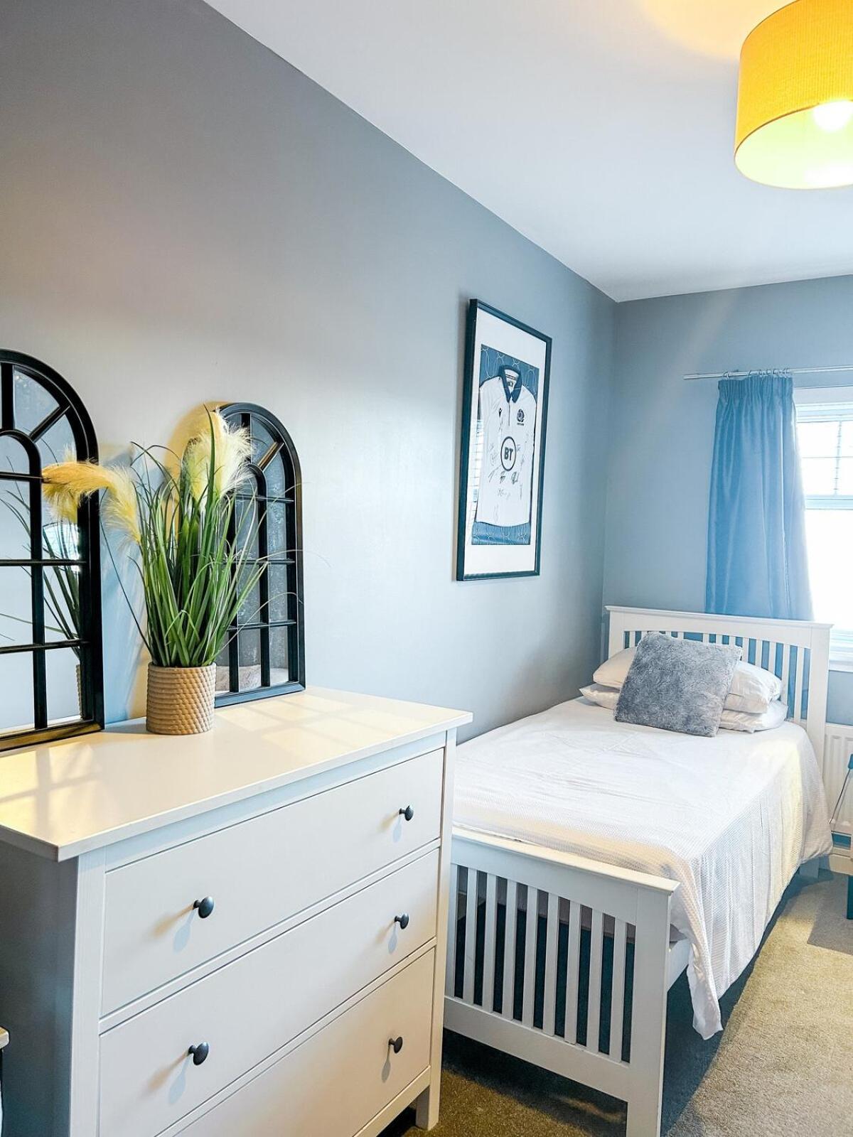 Luxury Large Family In * Edinburgh