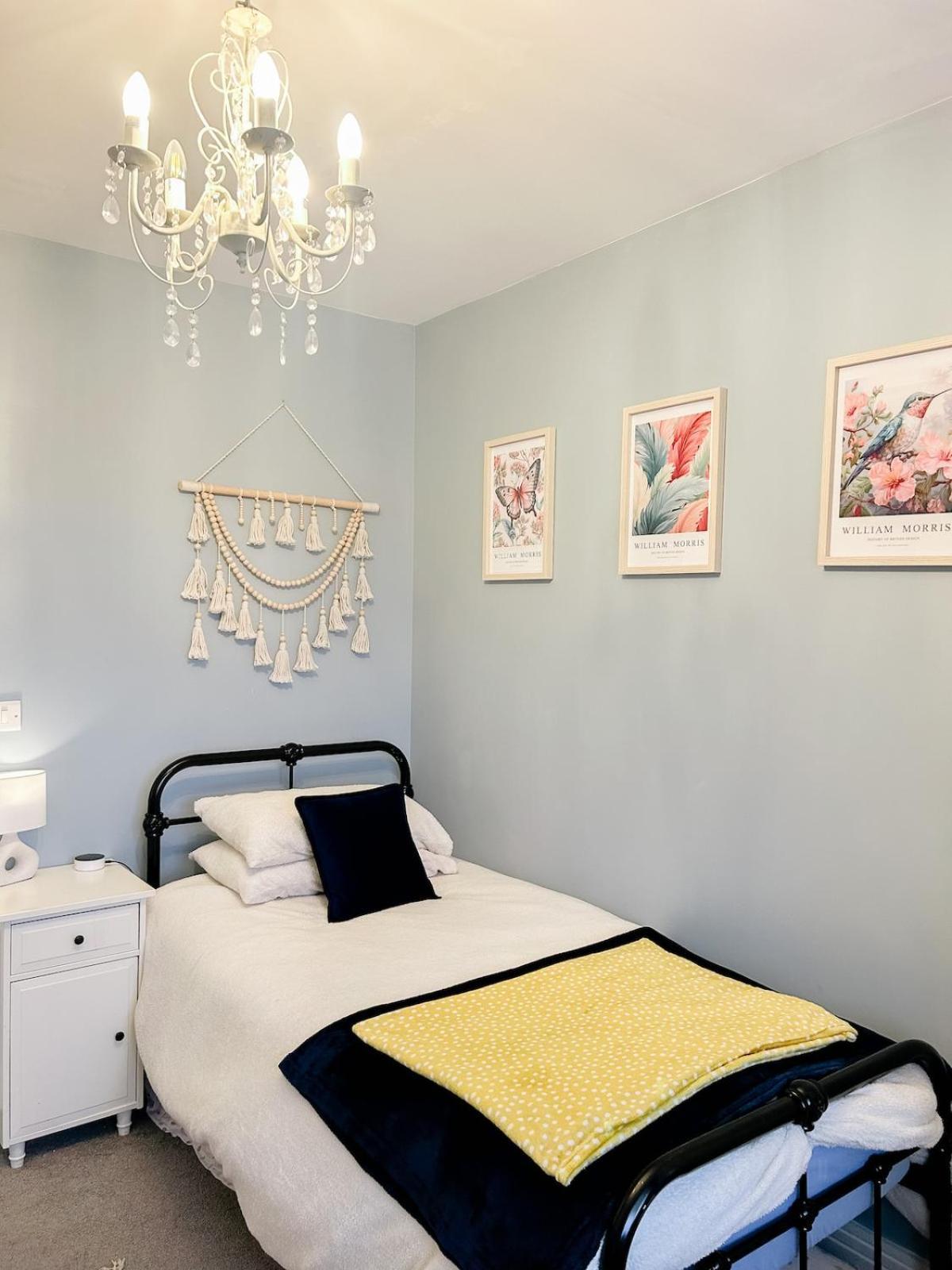 Luxury Large Family In