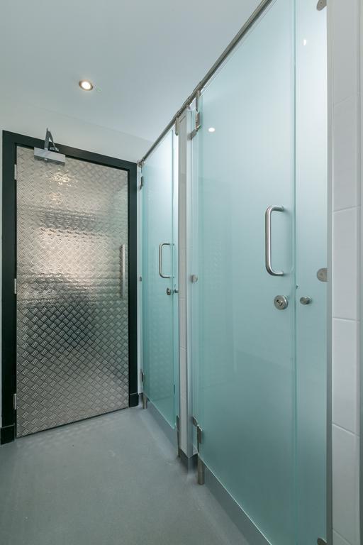 Hostel Code Pod - The Loft -