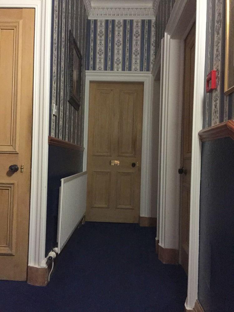Guest house Lauderville 4*
