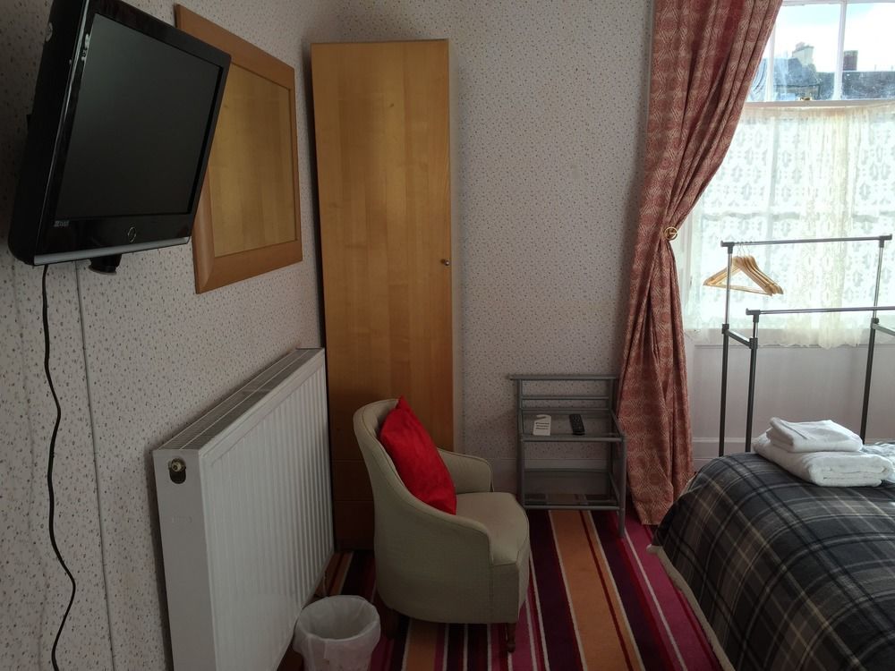 16 Pilrig 3*