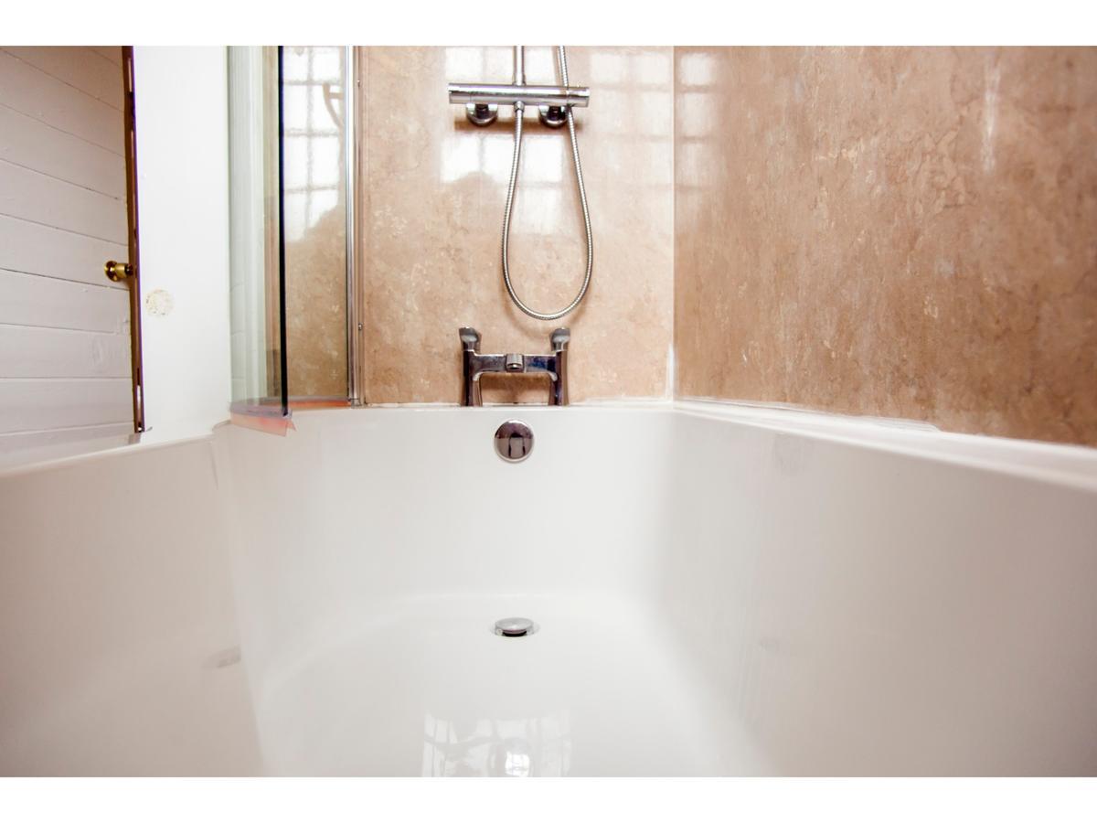 Appartement Historic Dean Village Treasure, Sleeps 4 Édimbourg