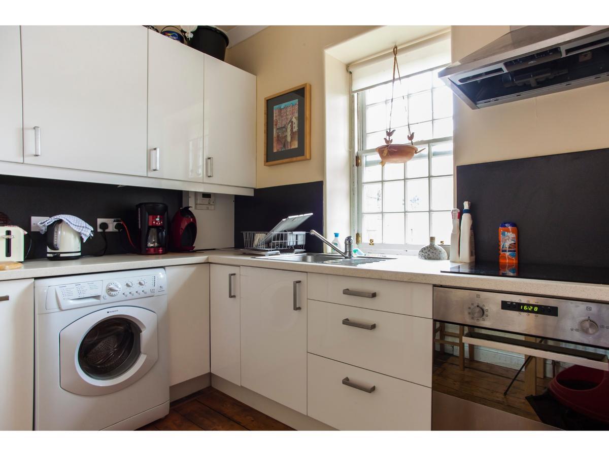 Historic Dean Village Treasure, Sleeps 4 Appartement *