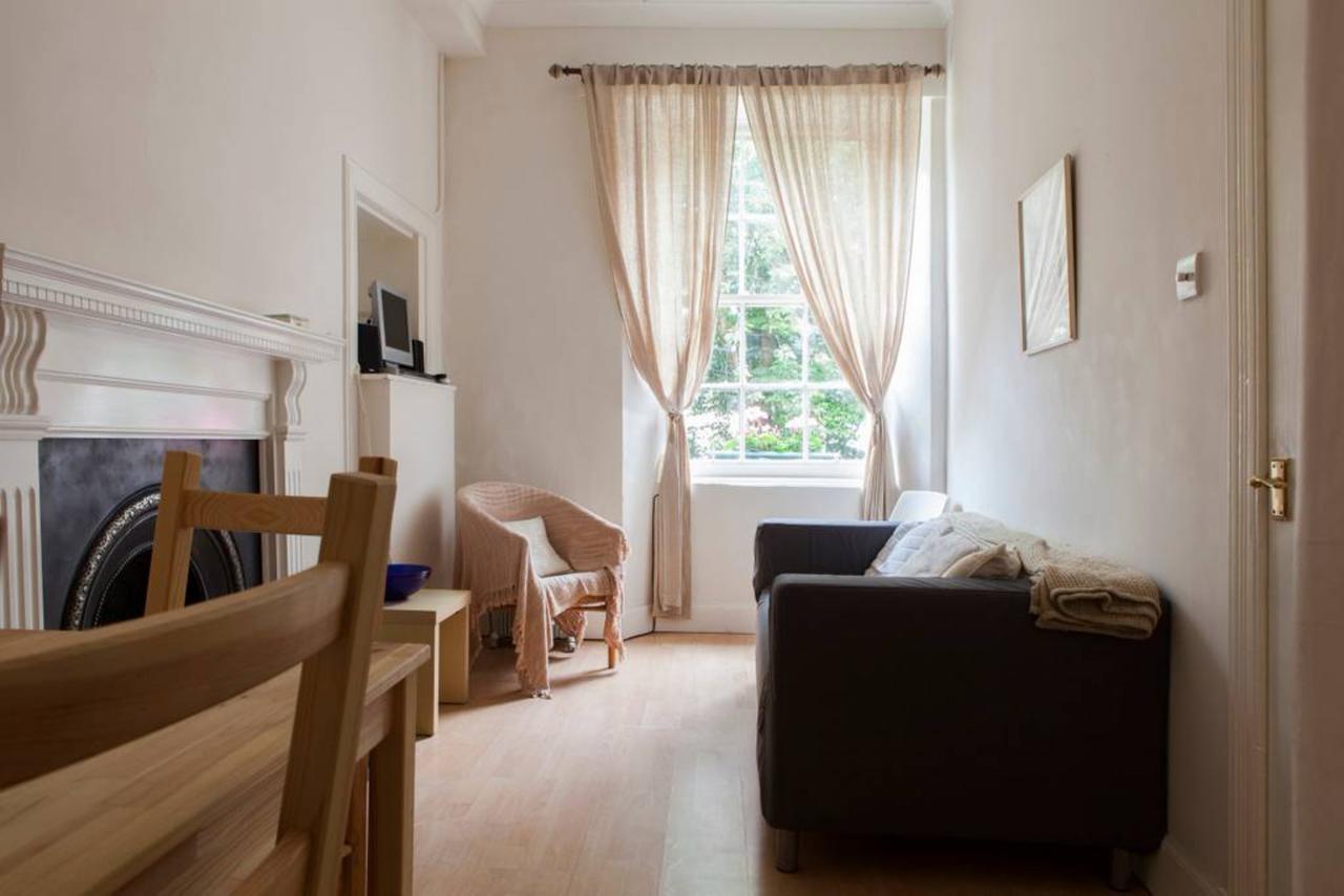 1 Bedroom On Charming St Stephen Street Edinburgh