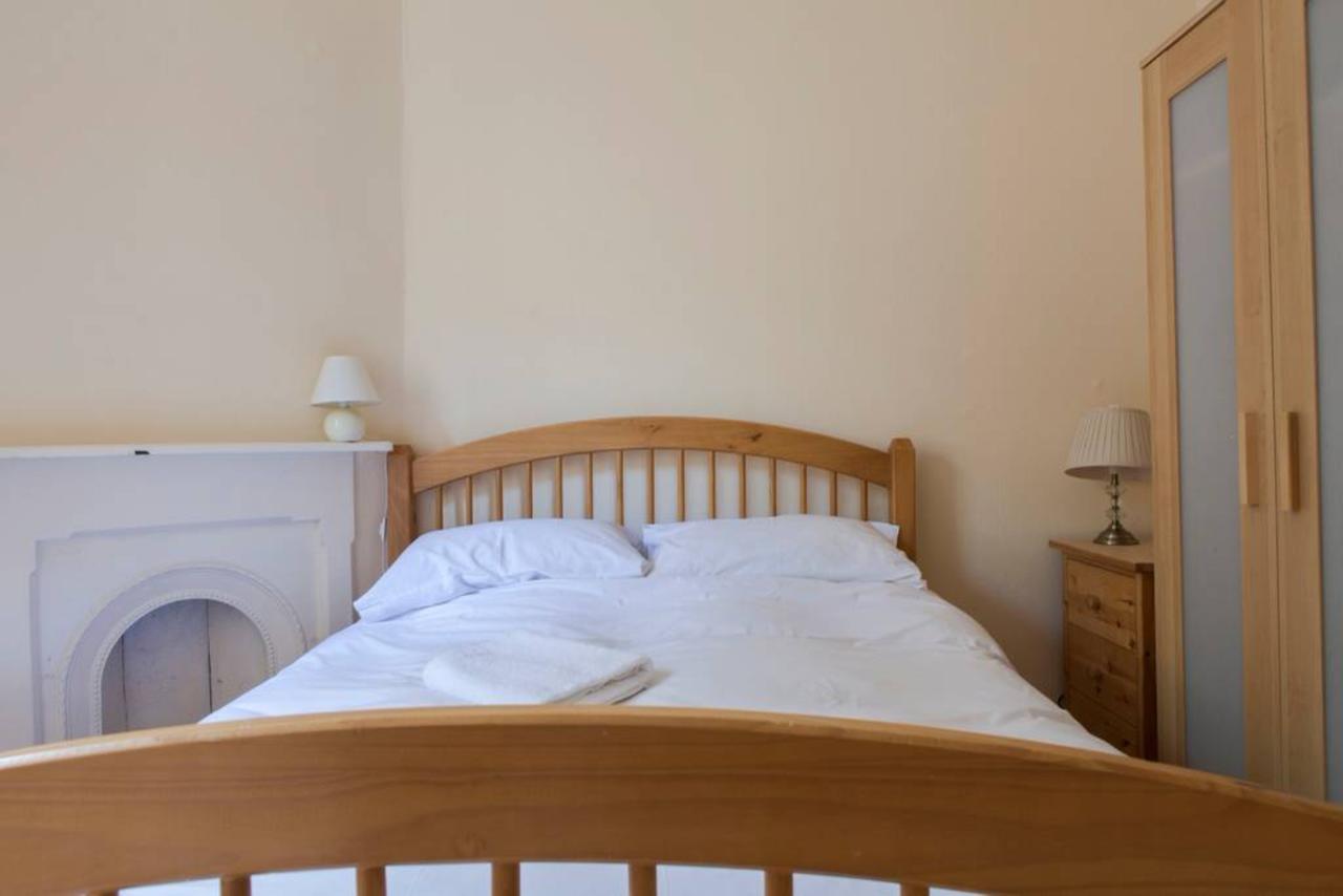 1 Bedroom On Charming St Stephen Street Apartment