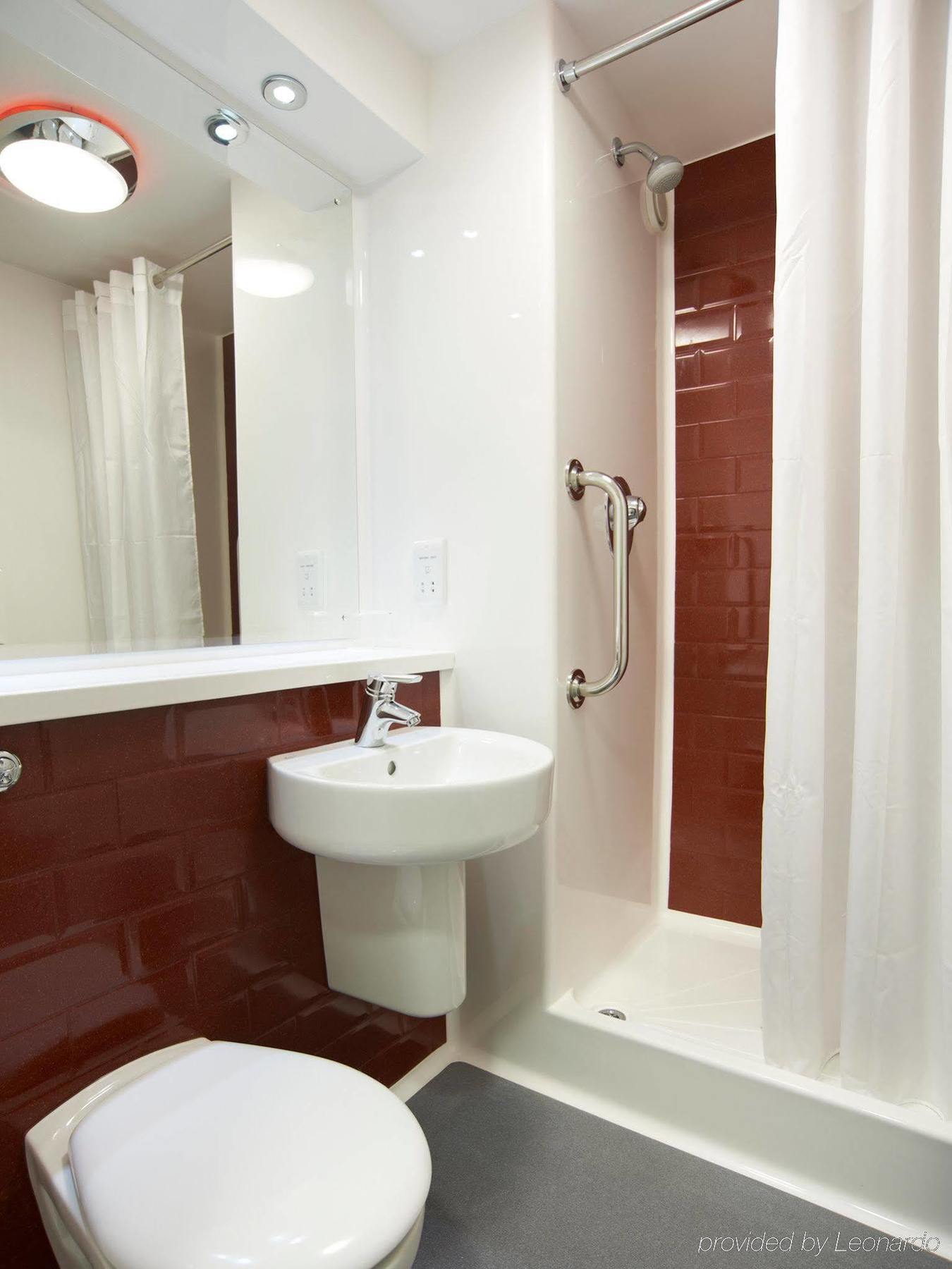 Hotel Travelodge Queen Street Edinburgh