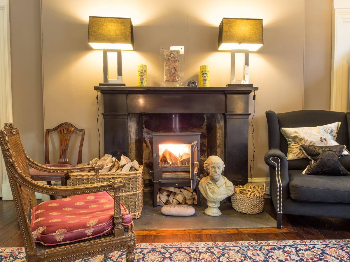 Bed & Breakfast Six Brunton Place