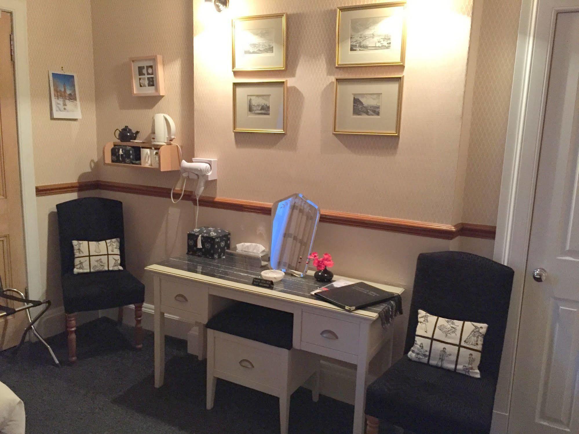 Lauderville Guest house 4*