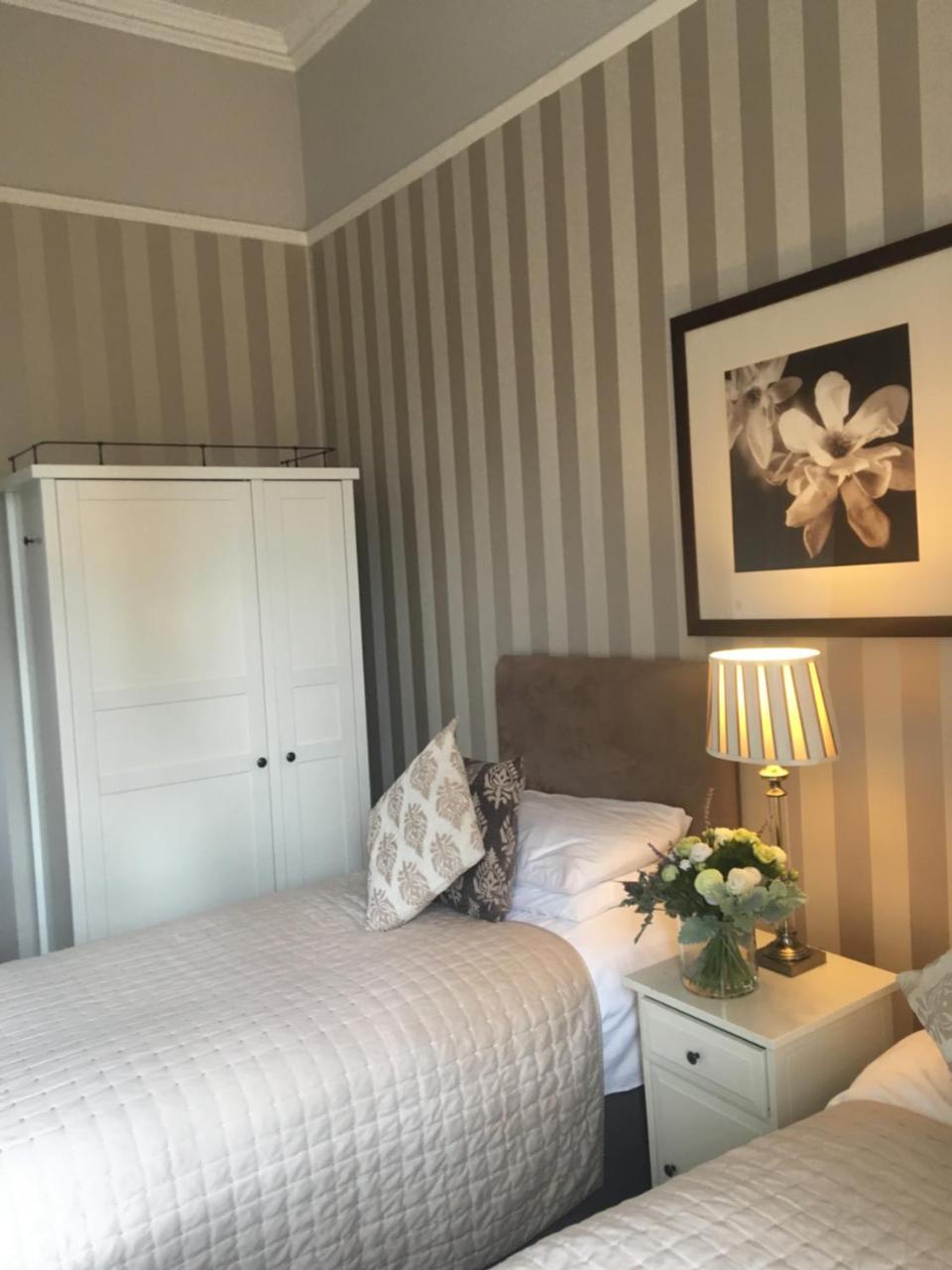 Guest house Abercorn 4*